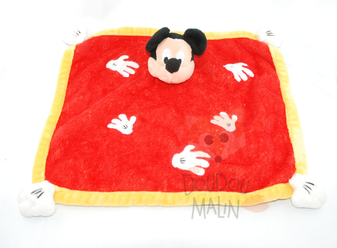  mickey carré plat broderie mains rouge jaune 